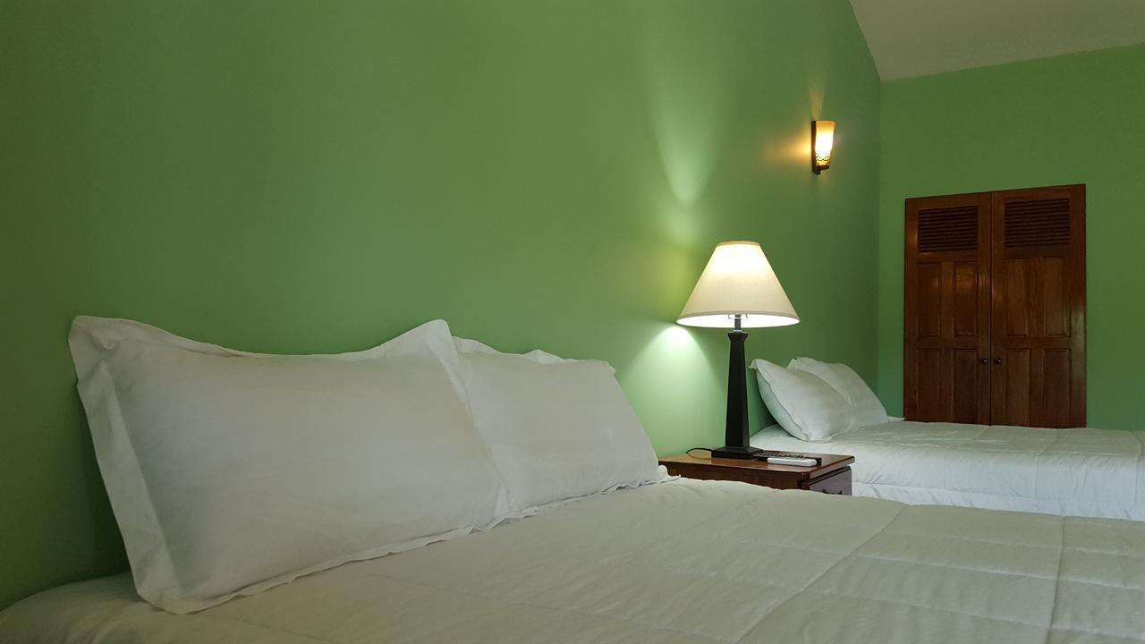 Mahogany Villas Punta Gorda Esterno foto